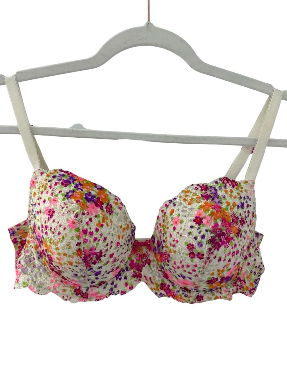 VICTORIAβS SECRET Dream Angels Bra Lined Demi 36C